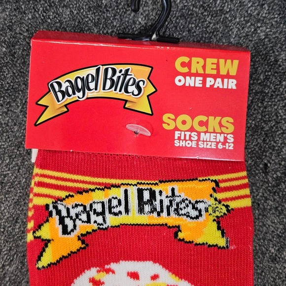 Bagel‎ Bites Crew Socks Fits Mens Shoe Size 6-12 Red Yellow Pizza Pattern - Picture 2 of 4